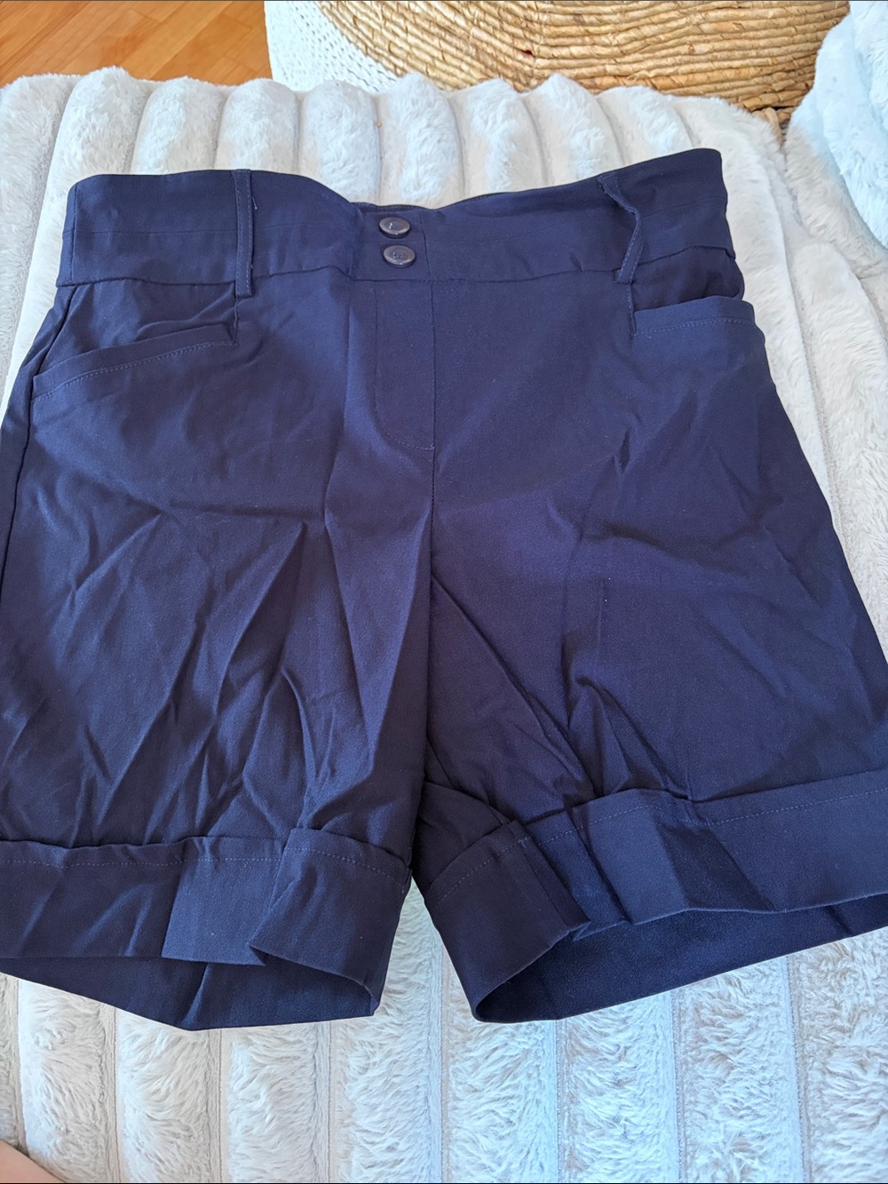 Rekucci Navy High-Waist Cuffed Shorts - 10